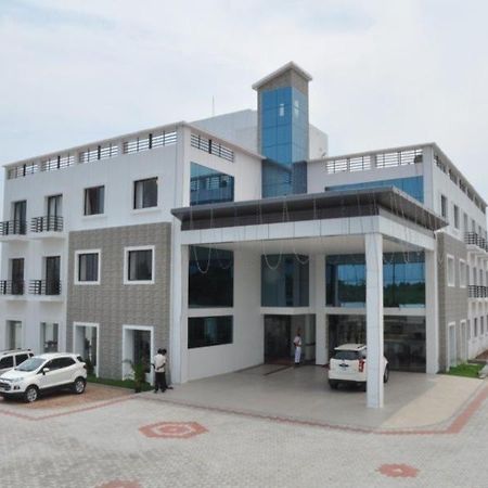 Chandra Royal Inn Velankanni Esterno foto