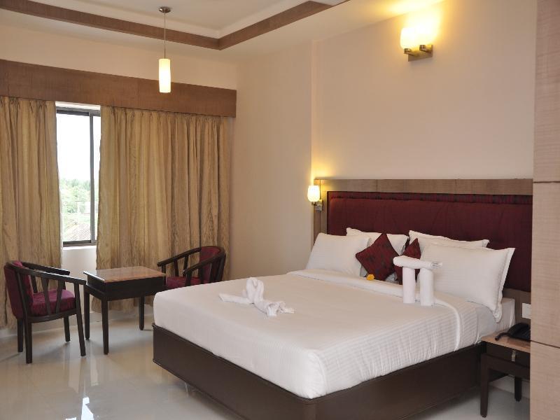 Chandra Royal Inn Velankanni Esterno foto